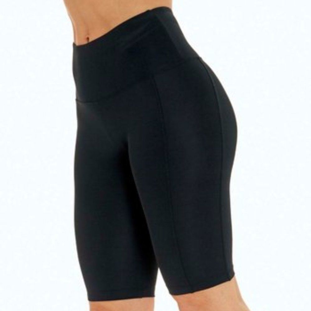 High Rise Bally’s Total Fitness Biker Shorts NWT - Picture 1 of 4